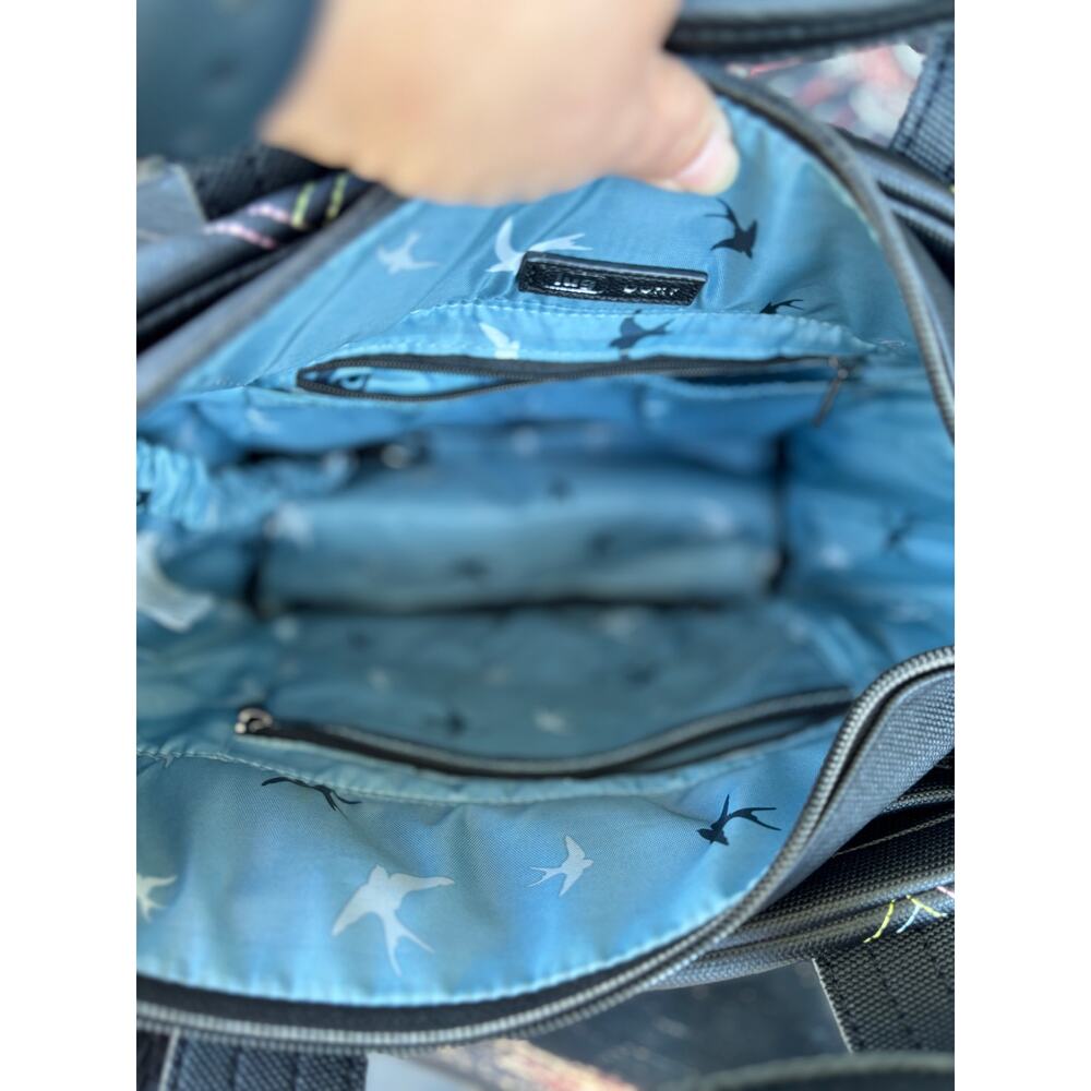 lug Dory VL Black with Ice Pop Stitching - Picture 7 of 11